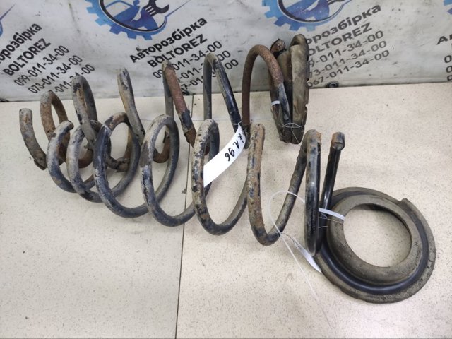 Пружина амортизатора 553303E040 HYUNDAI