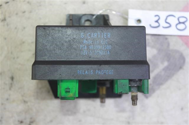 5610142050 TOYOTA Лобовое стекло купить в Киев