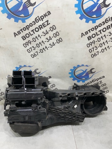 Корпус печки в сборе 561898063 VAG