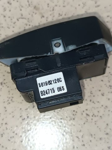 VAG 561962126C в наличии Ужгород