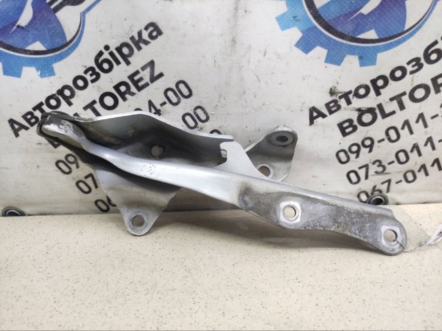 57260SC0109P SUBARU Петля капота левая купить в Чернигов