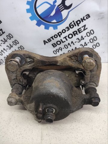 HYUNDAI 581302E000 Суппорт тормозной передний правый в наличии Винница