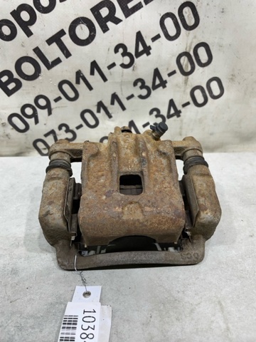 Задний правый суппорт 582302H500 HYUNDAI