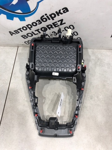 TOYOTA 588050R080 в наличии Житомир