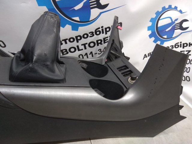 5890142050B2 TOYOTA Консоль панели управления центральная купить в Днепр