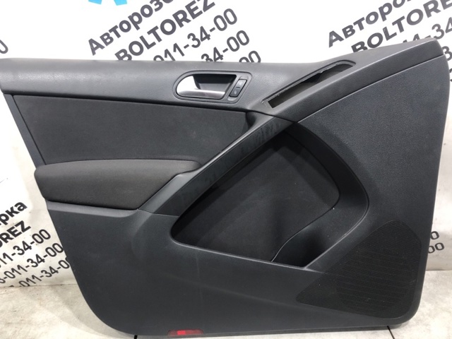 Карточка задних левых дверей 5N0867011B VAG