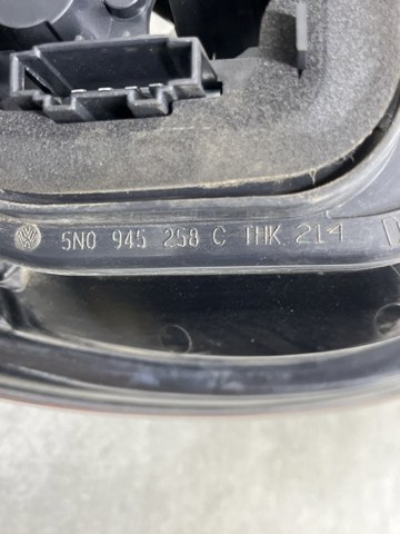 VAG 5N0945096H Фонарь задний правый внешний в наличии Запорожье