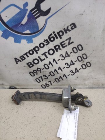 Ограничитель двери, задний 62124FJ000 SUBARU