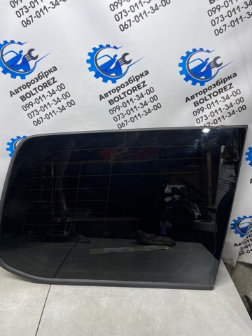 Стекло кузова/багажного отсека, правое 6271060B10 TOYOTA