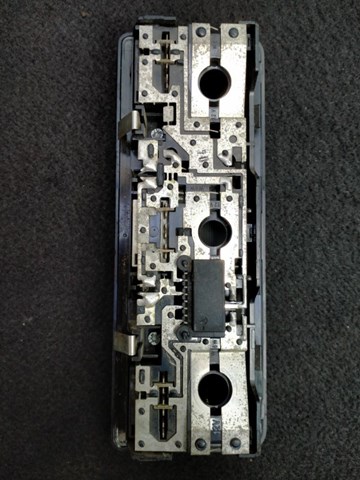 63316962010 BMW Плафон салона купить в Ужгород