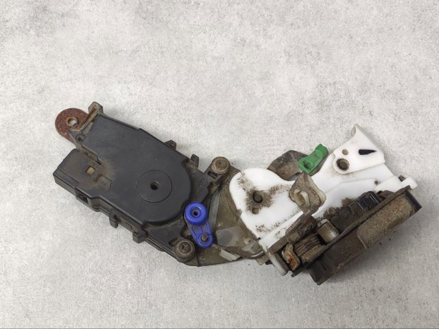 63318FC110 SUBARU Замок двери задней левой купить в Киев