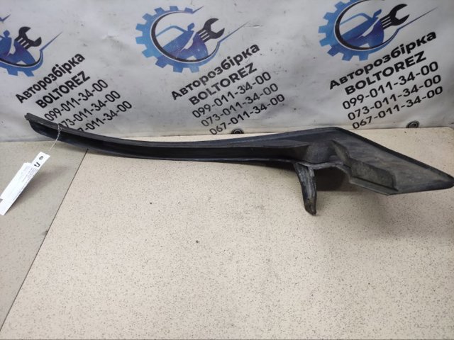 Брызговик крыла 63851EB300 NISSAN