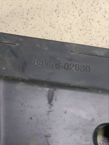TOYOTA 6471602080 в наличии Хмельницкий