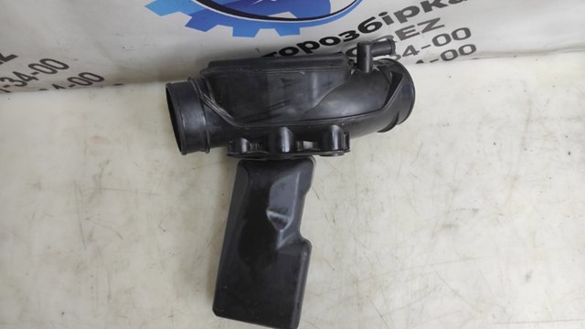 VOLVO 6810967 Ограничитель открывания двери задний в наличии Киев