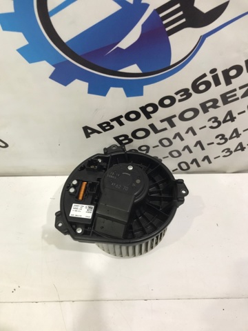 Электромотор печки 68223053AB CHRYSLER