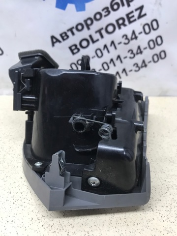 68430JG00A NISSAN купить в Полтава