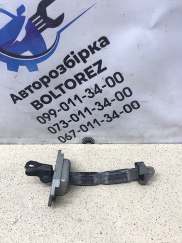 6861033070 TOYOTA Ограничитель открывания двери передний правый купить в Черкассы