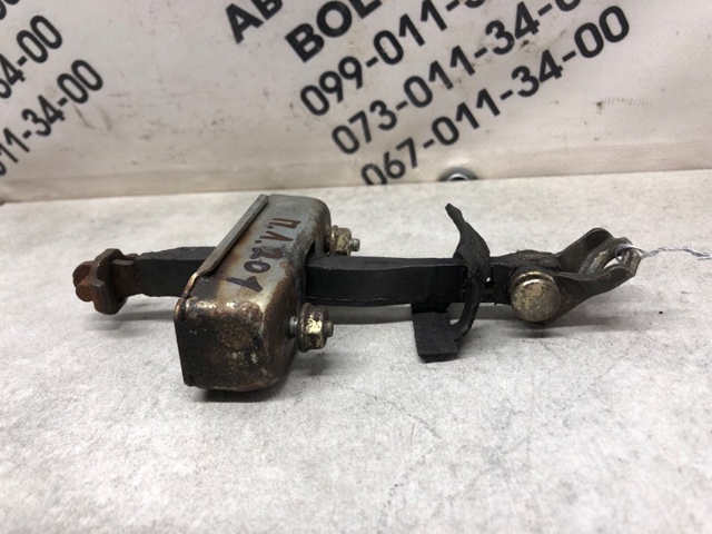 TOYOTA 6862060080 Ограничитель двери в наличии Кривой Рог