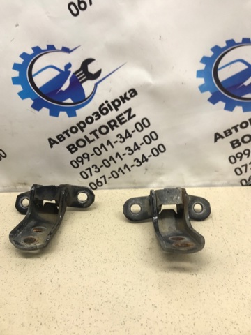 6872030080 TOYOTA Петля двери передней левой купить в Павлоград