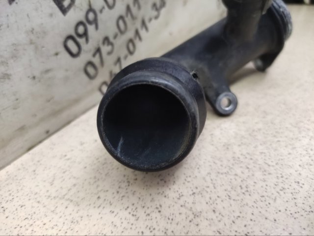 TOYOTA 6872030080 Петля двери передней левой в наличии Винница