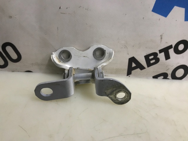 6878052030 TOYOTA Петля двери задней левой купить в Каменское
