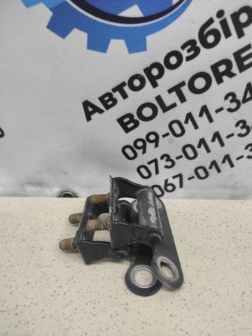 Завеса задней двери, ляды 6881005010 TOYOTA
