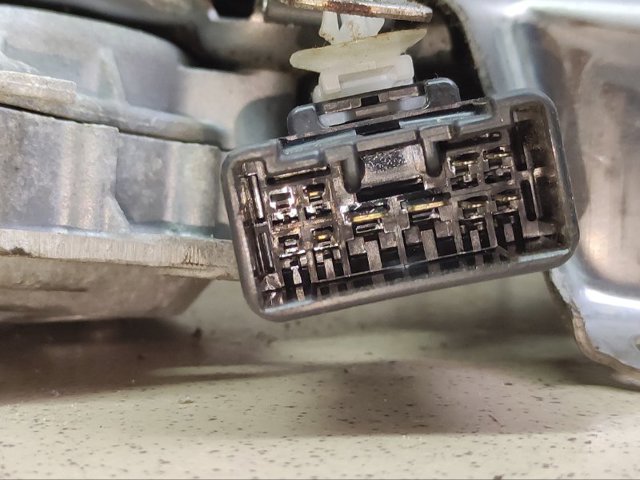 6891048010 TOYOTA Актуатор замка багажника купить в Ужгород
