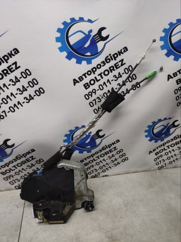 Запор кабины 6904048070 TOYOTA
