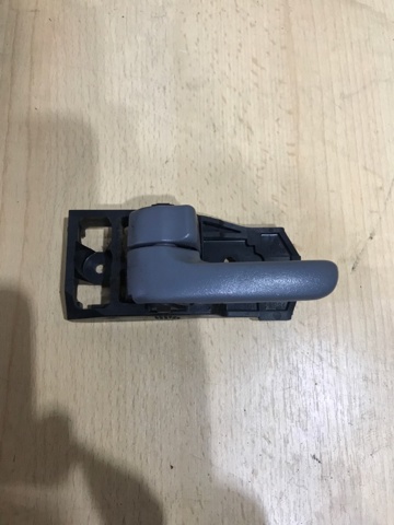 Ручка передней двери внутренняя, левая 6920630150B5 TOYOTA
