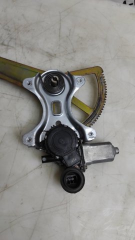 Стеклоподъемник передней левой двери 6980242050 TOYOTA
