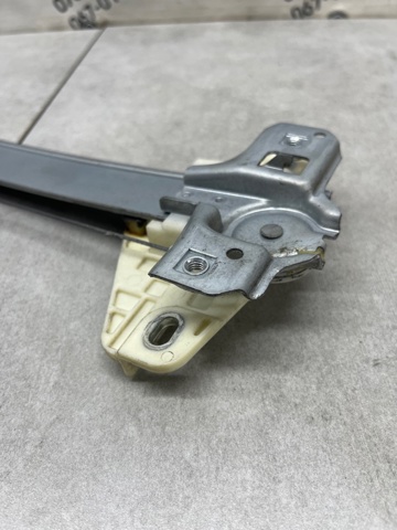 72250SWYE01 HONDA Стеклоподъемник передней левой двери купить в Полтава