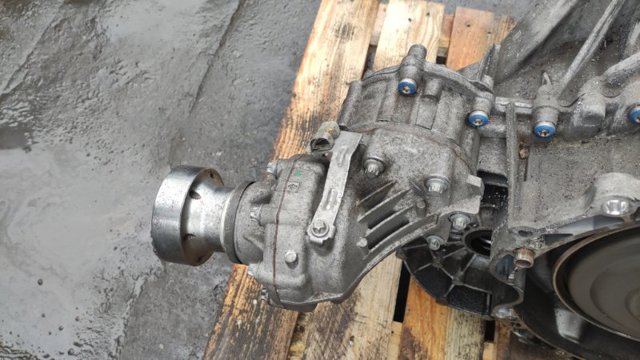 MERCEDES 724011 в наличии Каменское