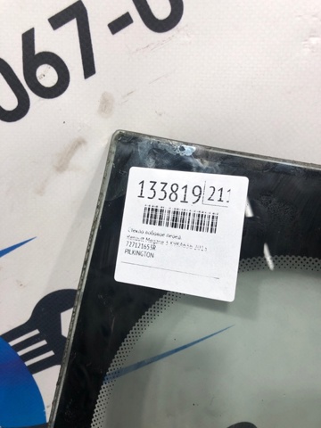 RENAULT 727121653R Лобовое стекло в наличии Чернигов