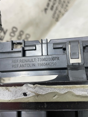 739820007R RENAULT купить в Львов