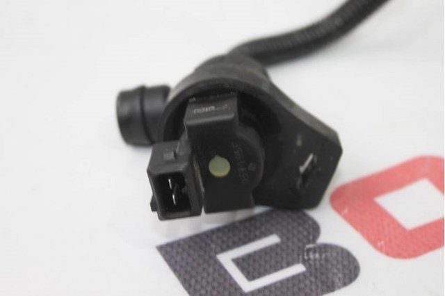 7512581 BMW купить в Ужгород