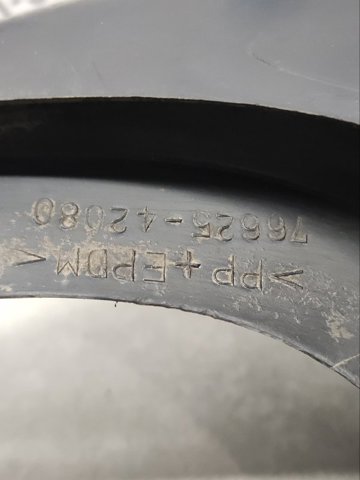 7662542080 TOYOTA Брызговик задний правый купить в Черкассы