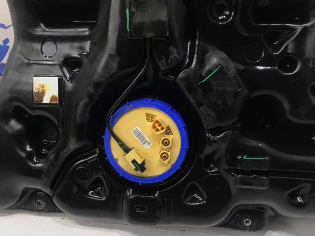 7700102260 TOYOTA Бак топливный купить в Полтава