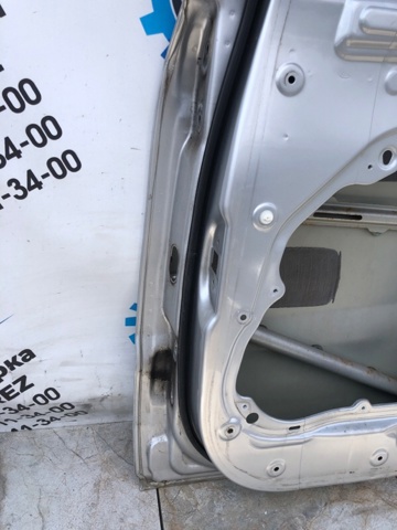 HYUNDAI 770042P000 Дверь задняя правая в наличии Житомир