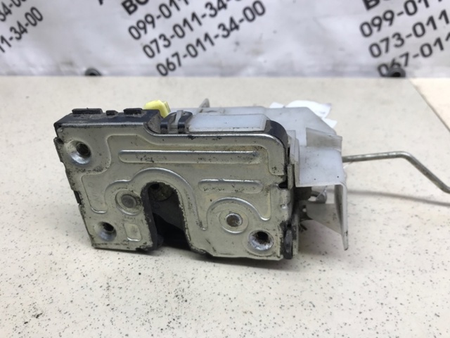 RENAULT 7701469940 Замок двери задней левой в наличии Киев