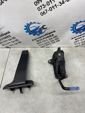 Педаль акселератора 7811006060 TOYOTA