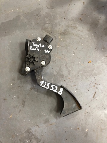 Педаль акселератора 7811042040 TOYOTA
