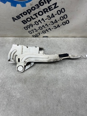 Шарнир капота правый 791202L000 HYUNDAI