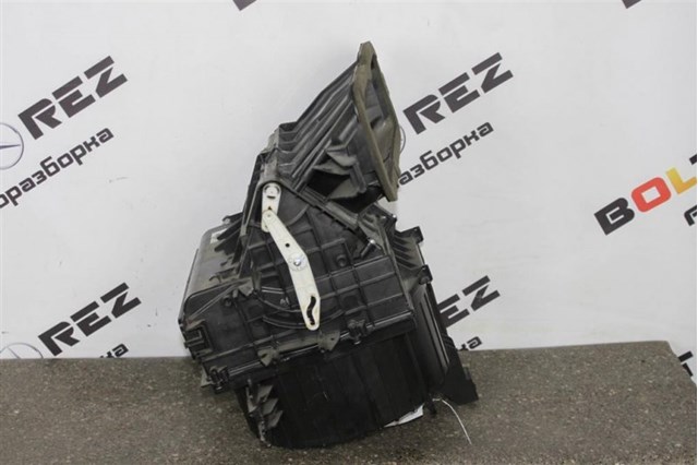79305SWWA41 HONDA Корпус вентилятора печки купить в Украина