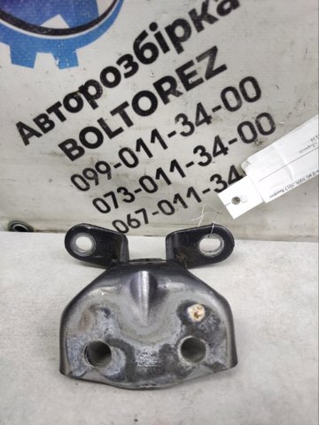 HYUNDAI 793402B000 Петля двери задней правой в наличии Полтава