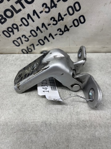 Петля задней левой двери 793502B020 HYUNDAI