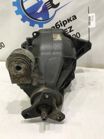 HYUNDAI 793601C000 Петля двери задней правой в наличии Львов