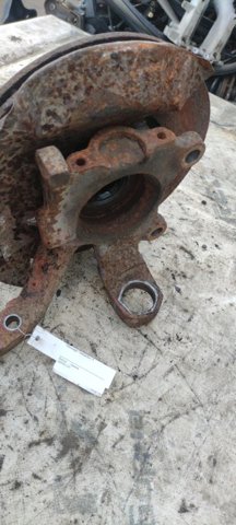 7D0407258A VAG Цапфа задняя правая купить в Кривой Рог