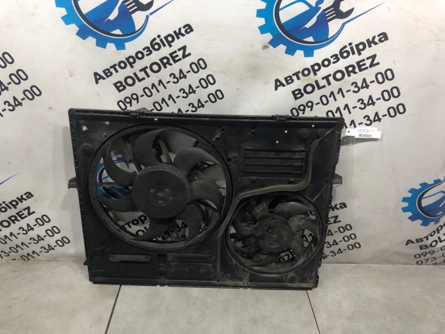 Кожух радиатора охлаждения 7L0121207D VAG