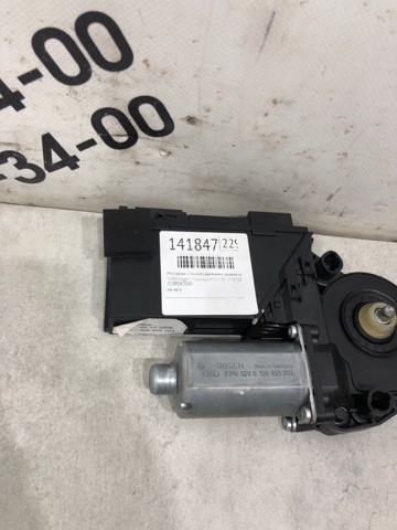 7L0959703D VAG Мотор стеклоподъемника двери задней левой купить в Тернополь