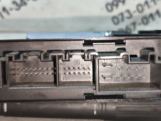 7L0959704D VAG Мотор стеклоподъемника двери задней правой купить в Сумы